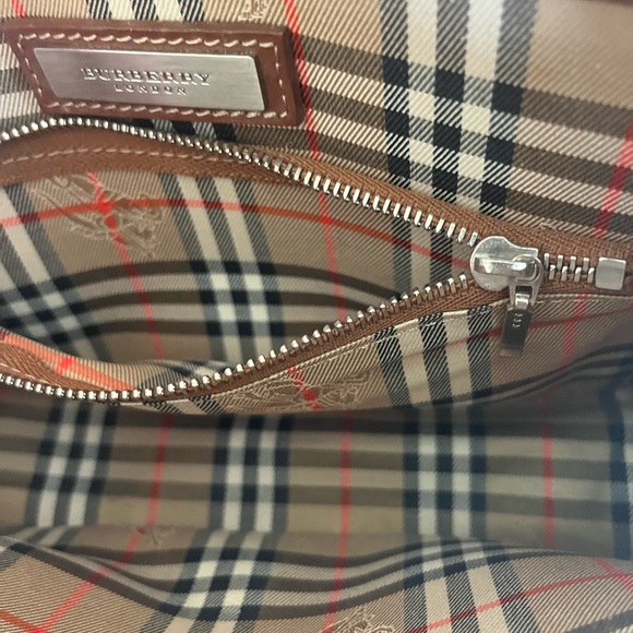 Burberry brown leather clutch, bag, make up bag - Picture 3 of 5